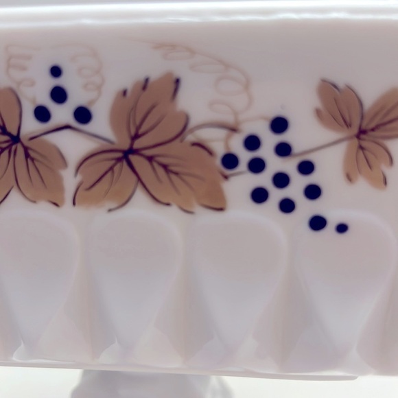 Vintage Milk Glass Large Covered Compote Handpainted Grape Leaves - Picture 7 of 12